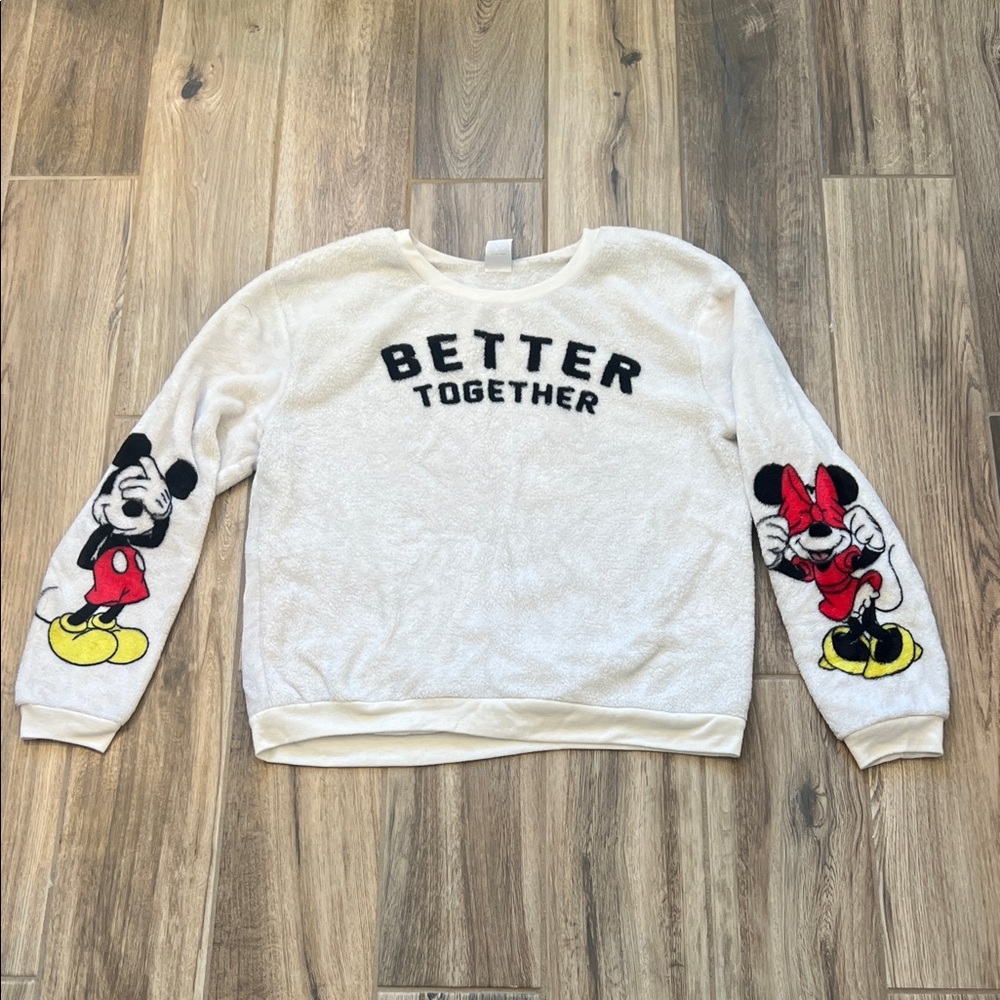 Disney Cream Fleece “Better Together” Mickey and Minnie on Sleeves Size XL